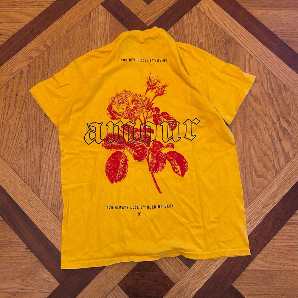 FashionNova Amour Yellow Graphic T-Shirt with Red Design